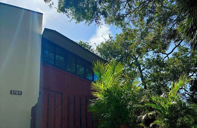 2-bedroom oceanfront townhome at the charming Cape Canaveral with WiFi, AC, Pool