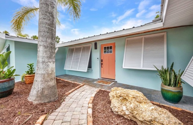 2-bedroom Pool home in Downtown Punta Gorda