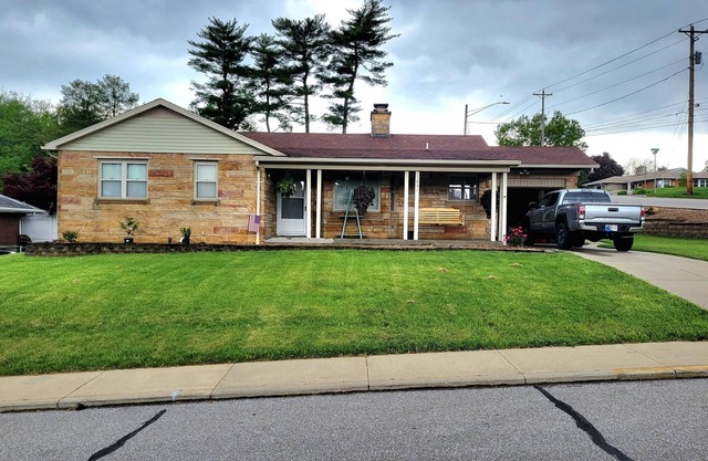 2 Bedroom Pure Stone Delight! Close to historic downtown Jasper