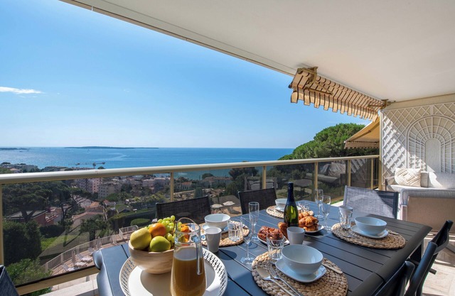 2-Br Apartment Sea View & Pool – Cannes Croix des Gardes