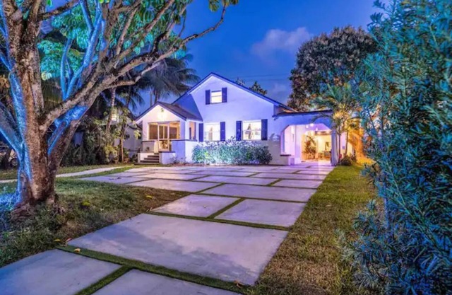 2 CLEAN Houses! 3bd/2ba & 1bd/1ba guest house in safe area close 2 everything