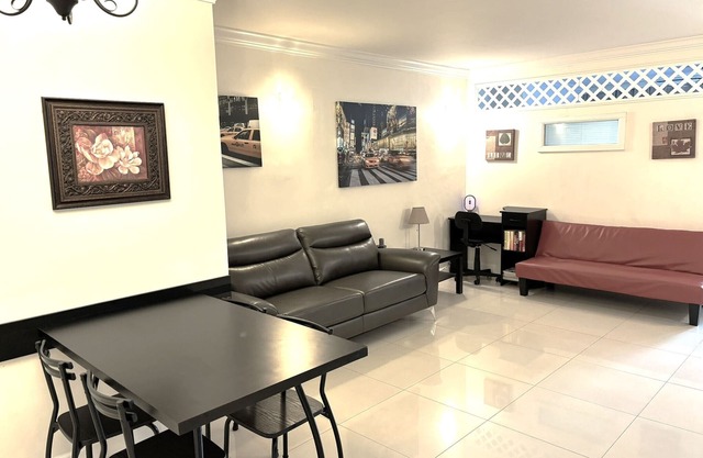 2 connected apartments 3/4 bedroom 2 bathroom