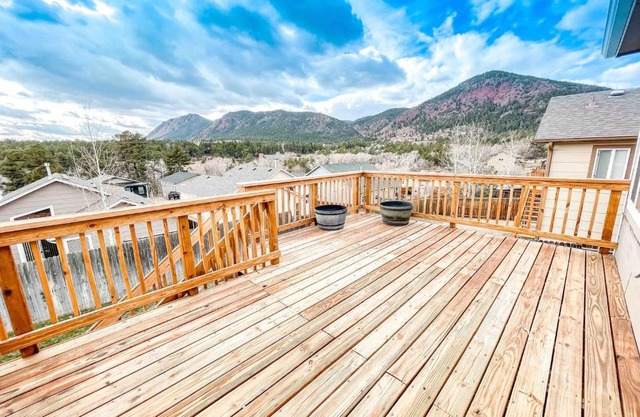 2 Master Suites! Pet Friendly With MTN Views