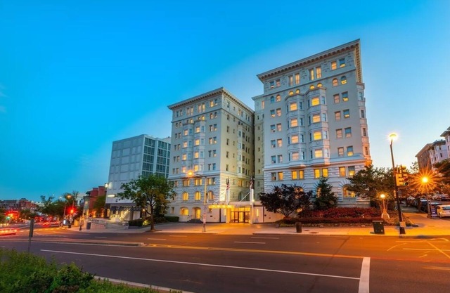 2 PURE Wellness Standard Double, Churchill Hotel, near Dupont Circle