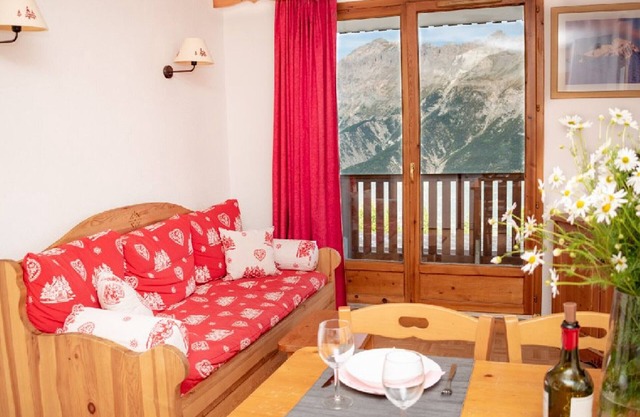 2-room apartment, 6 pers, balcony, parking, pets allowed, Puy-Saint-Vincent
