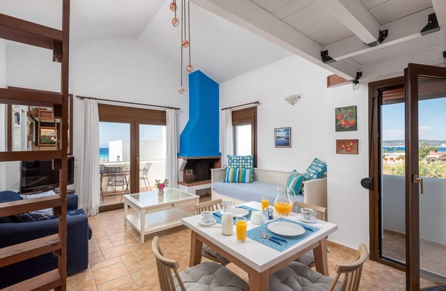 2 room apartment ARES for 2-4 pers. in villa Mylos - great sea views in Ialysos