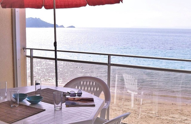 2-room apartment, sleeps 5, Cavalière - Direct beach access