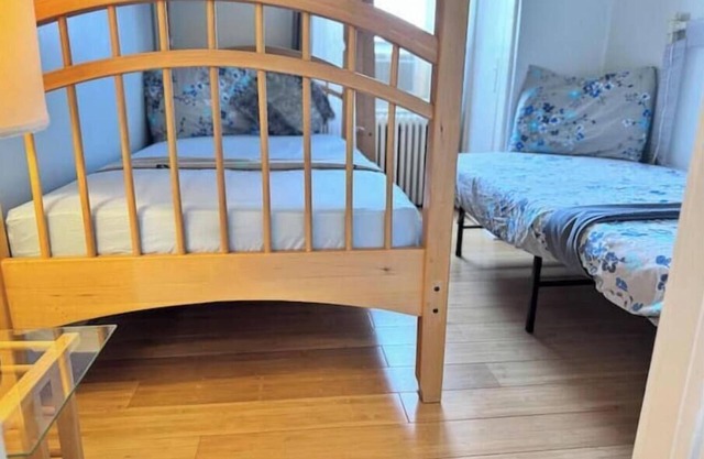 2 rooms for 5 person close 2 NY