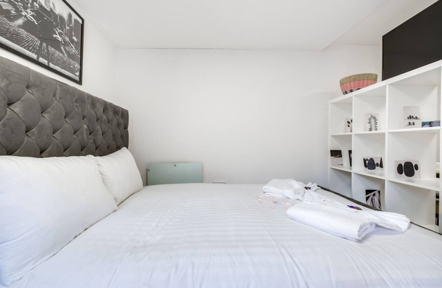 20%off | Monthly Deal | Stunning Studio in Middle