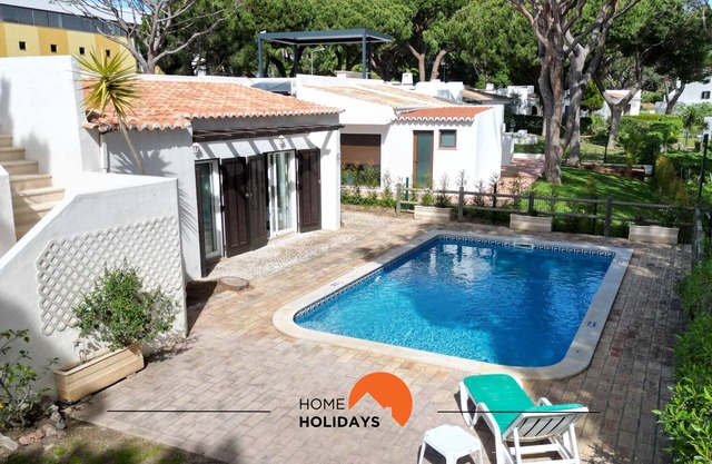 #214 Vivenda 3 Quartos by Home Holidays