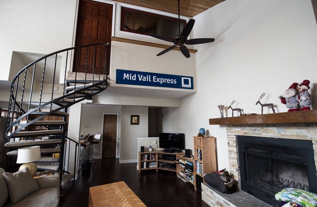 225 Eagle Dr, Unit 8B - This 3-bed, 2.5-bath Avon Townhouse. Summer Rentals Only!