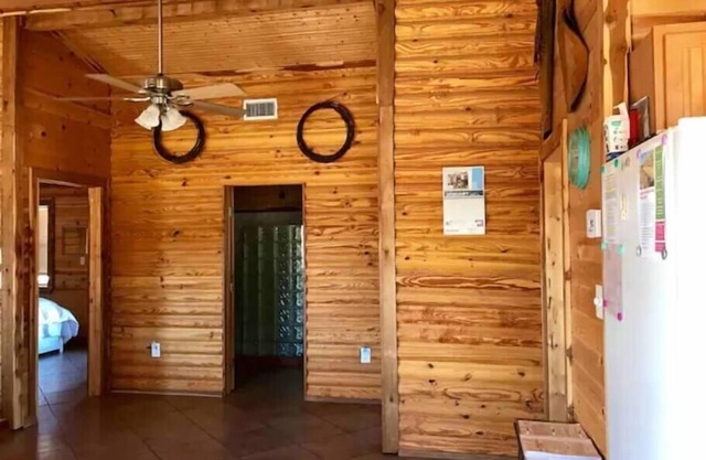 25ac Private Mountain Retreat for 25ppl