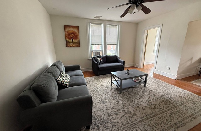 2BR Apartment in Elkins Park