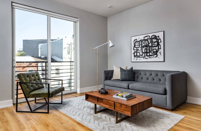 2BR Frankford Artsy Escape Stylish Stay
