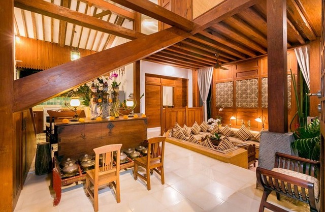 2BR Tradtional Indonesian Villa - w/Free Shuttle To Sanur's Town!