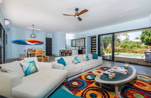 3 BDR Beach House with Pool, sleeps 8