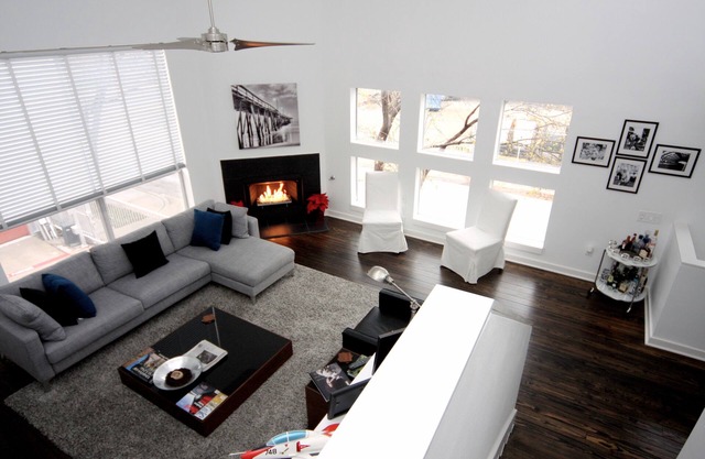 3 Bed/2 Bath! Downtown Dallas Condo, Elegant, Modern, Peaceful. See Reviews!