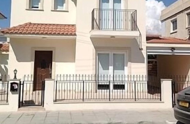 3 Bed Villa in Larnaca with Private Pool - 80 Metres from Beach