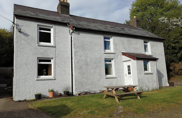 3 bedroom accommodation in near Tregaron