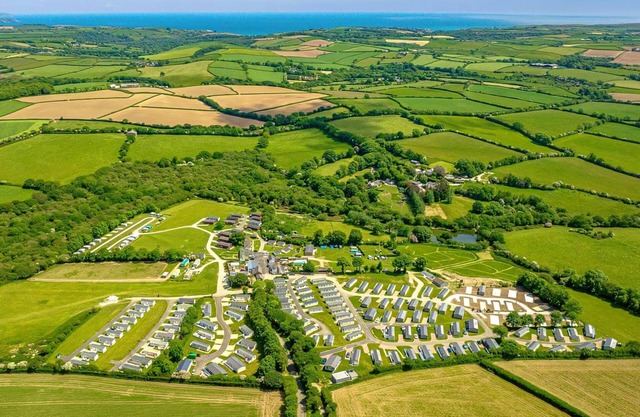 3 bedroom accommodation in Nr St Austell