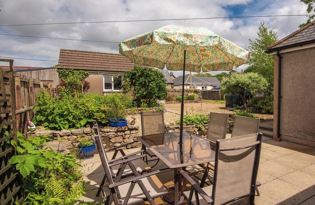 3 bedroom accommodation in Newcastleton