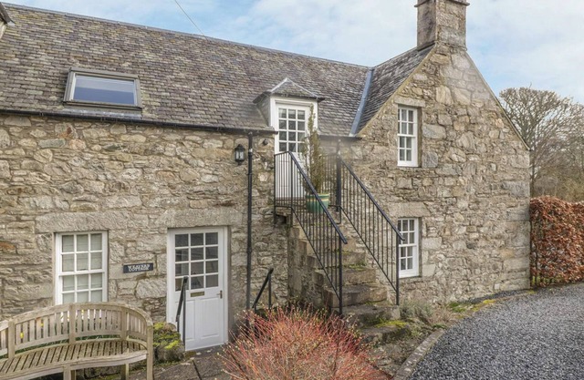 3 bedroom accommodation in Aberfeldy