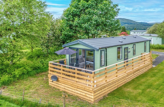 3 bedroom accommodation in Sandgreen