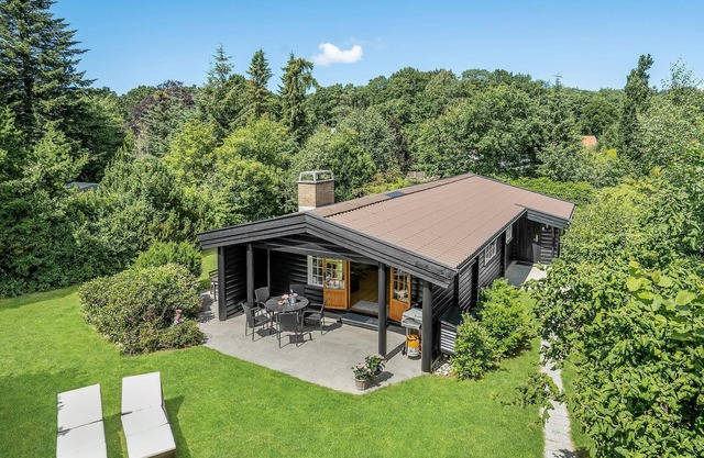 3 bedroom accommodation in Hornbæk