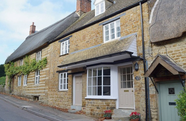 3 bedroom accommodation in Hook Norton, near Chipping Norton