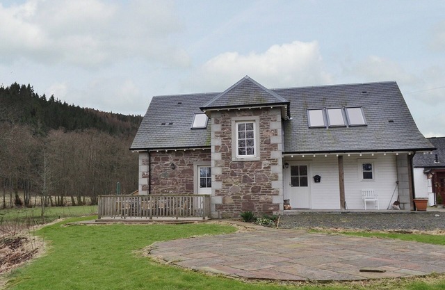 3 bedroom accommodation in Comrie, near Crieff