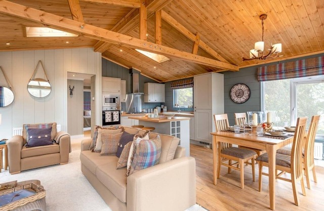 3 bedroom accommodation in Lauder