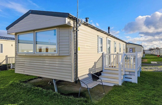 3 bedroom accommodation in Rhyl