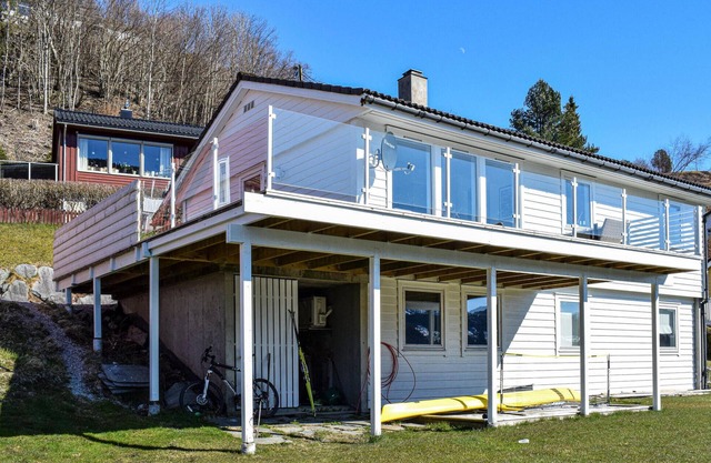 3 bedroom amazing home in Norheimsund