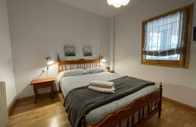 3-Bedroom Apartment with Pool, Terrace, and Garage in Jaca