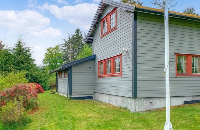 3 bedroom awesome home in Leikanger