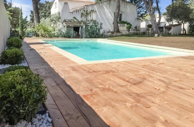 3 bedroom awesome home in Lambesc