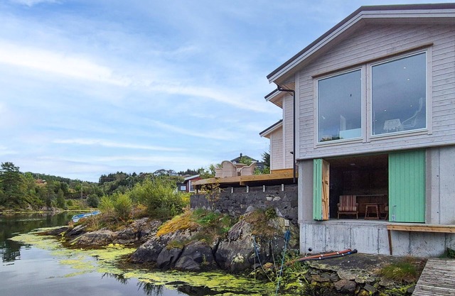 3 bedroom awesome home in Rossland