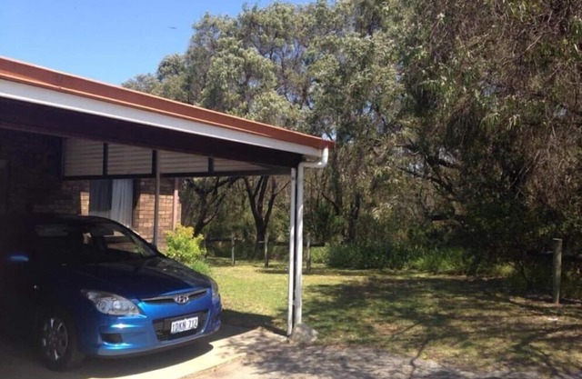 3 Bedroom Chalet Emu Beach