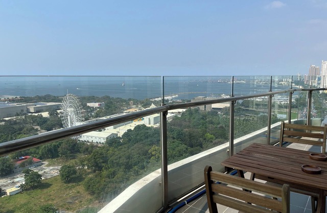 3-bedroom condo facing Manila Bay: amazing sunset at SMDC Coast Residences