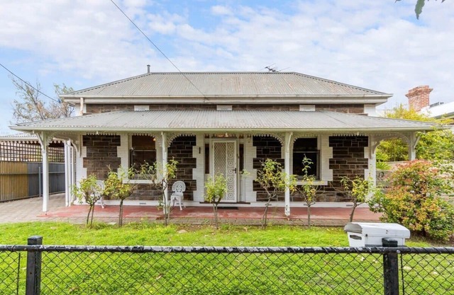 3 Bedroom Cottage Style Holiday Home