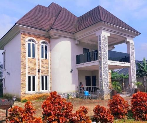 3 bedroom duplex