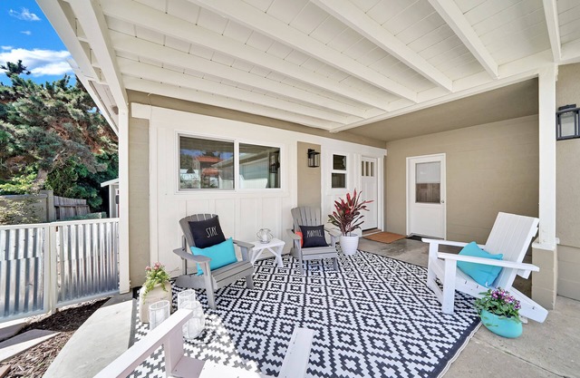 3 bedroom Fully Furnished Home incl.GuestHouse&WFH in Dana Point:Bring Your Dog