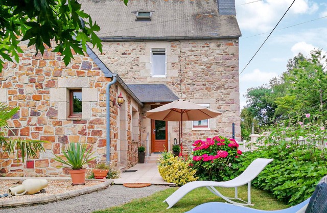 3 bedroom gorgeous home in Le Faouët