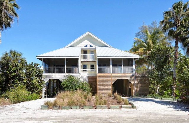 3 Bedroom home directly across the street from the beach!
