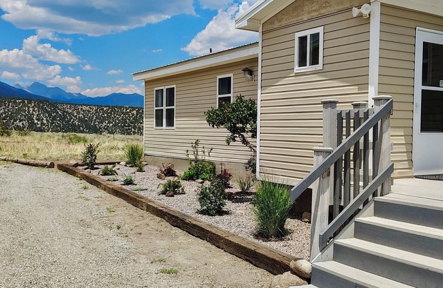 3-bedroom House in Nathrop 1 mile from Mt. Princeton!