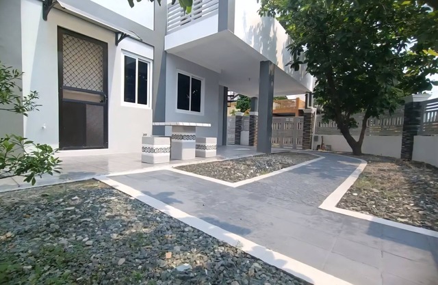 3-bedroom house with a garden, located in a safe, guarded village, with AC.
