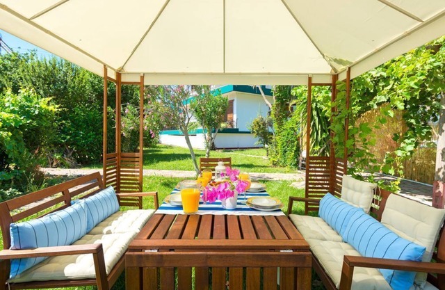 3 Bedroom Peaceful Villa - "Villa Marianna B"