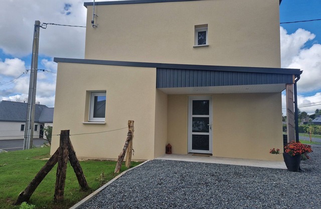 3 Bedroom Private vacation home in PlÃ©hÃ©del