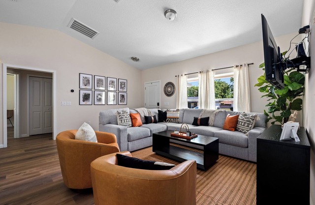 3-Bedroom Retreat in Ocala, 10 Min to WEC!
