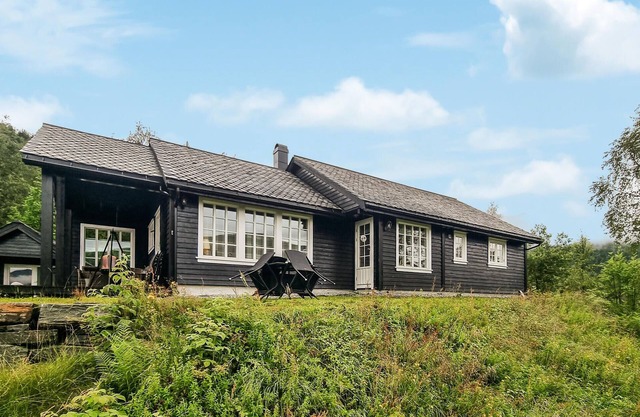 3 bedroom stunning home in Vossestrand